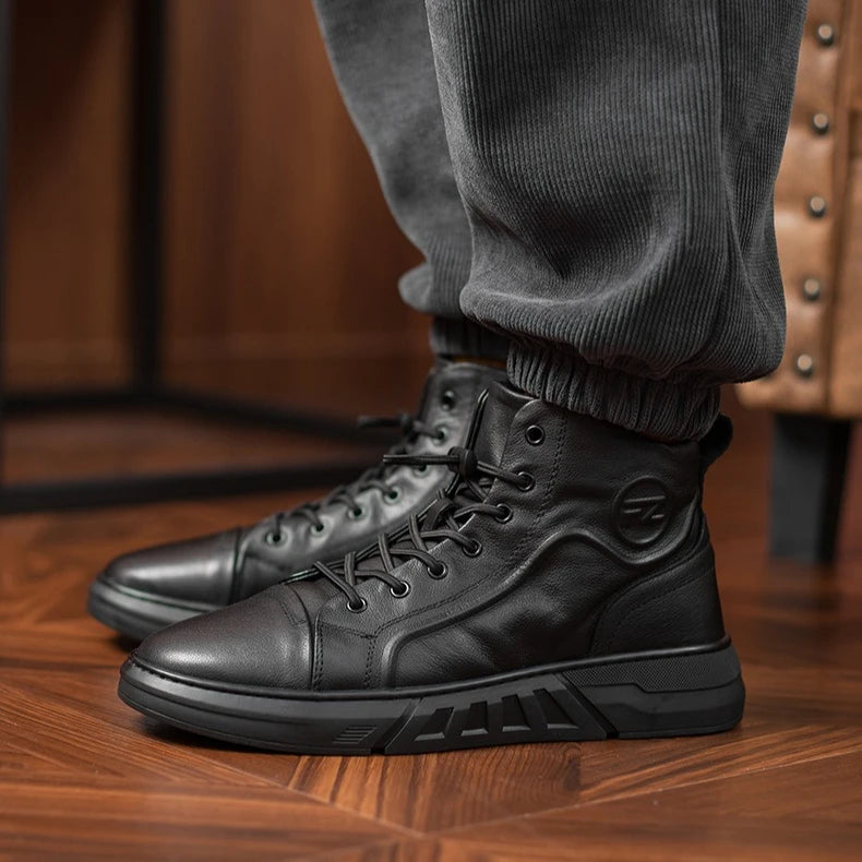 Autumn New Shoes for Man Cow Leather Casual Shoes High Top Black Flat Skateboard Shoes Winter Warm Plush Boots