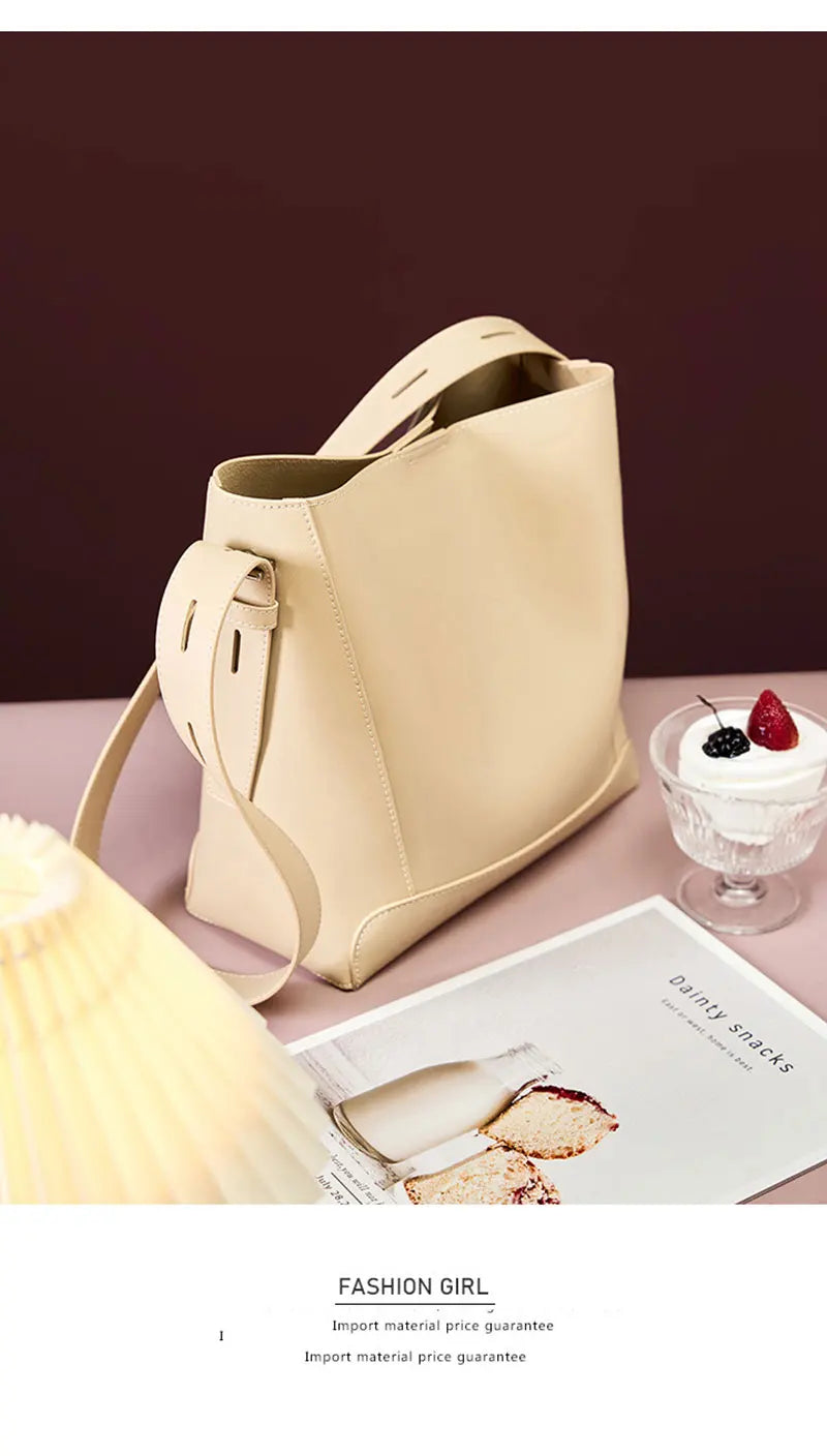 Cowhide Women's Shoulder Bag Fashion Trend Luxury Designer Bucket Bags Large Capacity Genuine Leather Women Crossbody Bags