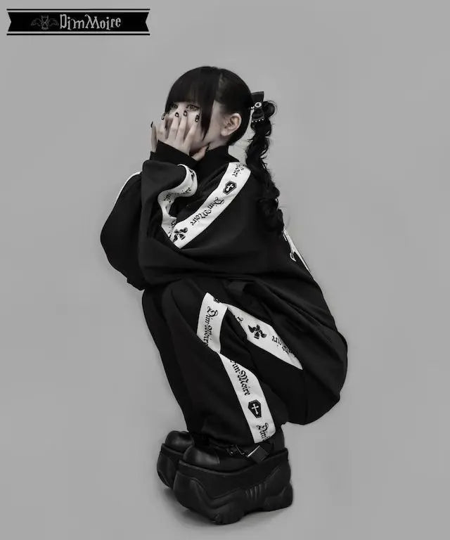 [Olmee] In Stock Jirai Kei Ryousangata Gothic Jacket Coat Outerwear Cosplay Costume Oversized Zipper Bat Cross Halloween Xmas