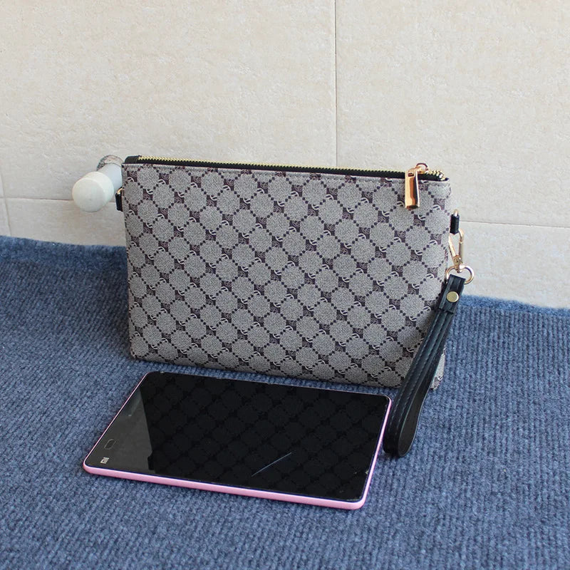 Fashion Men's Bag Trend Brand Casual Versatile Envelope Bag High Quality Sports Shoulder Crossbody Bag Designer Luxury Handbags