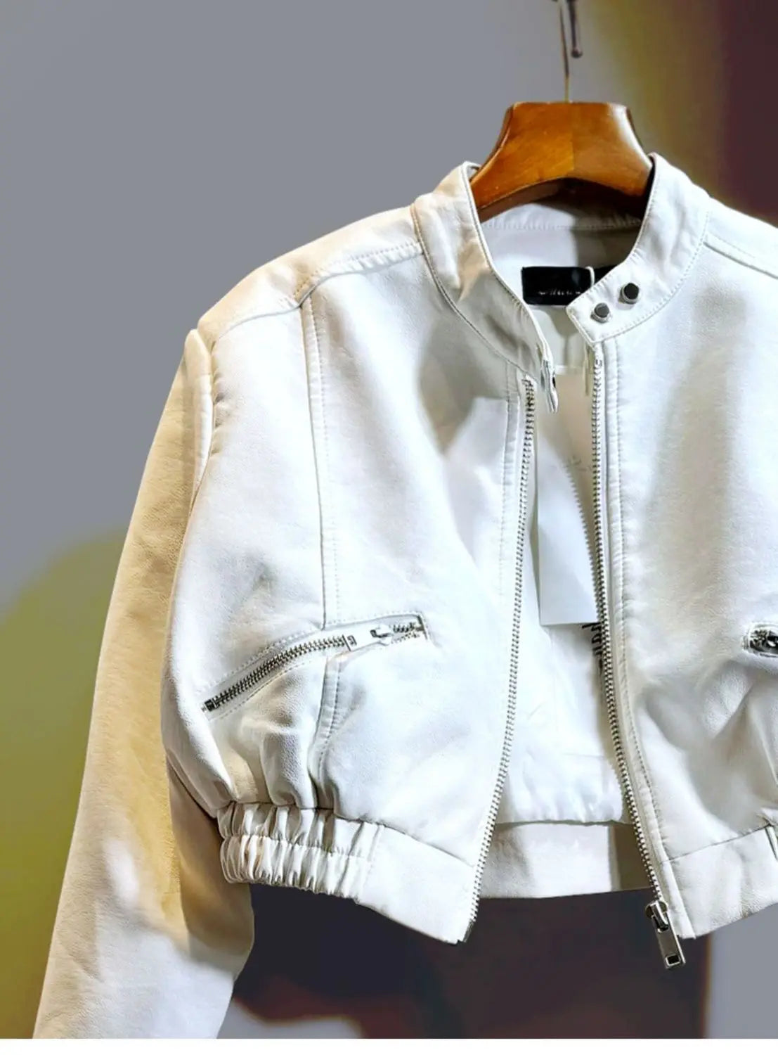 2025 Autumn New Handsome Versatile Short Motorcycle Jacket Top High Waist PU Leather Jacket for Women  Faux Fur Coat