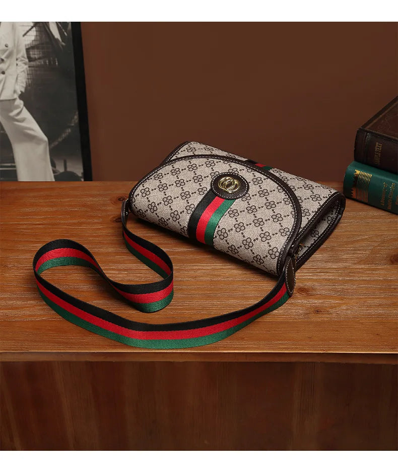 High-End Fashion Women's Envelope Shoulder Messenger Bag Versatile New Style Handbag for All Seasons