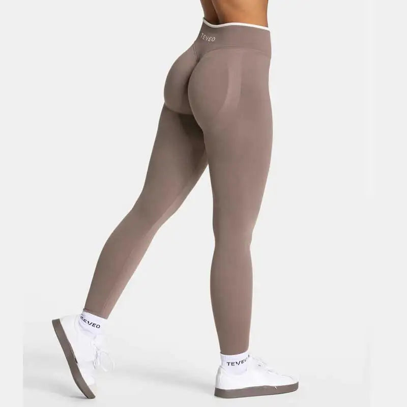 TEVEO Women's Seamless Gym Solid Sports Ignite Short White Waist Tight High Waist Hip Lifting Yoga Pants Running Sports Shorts