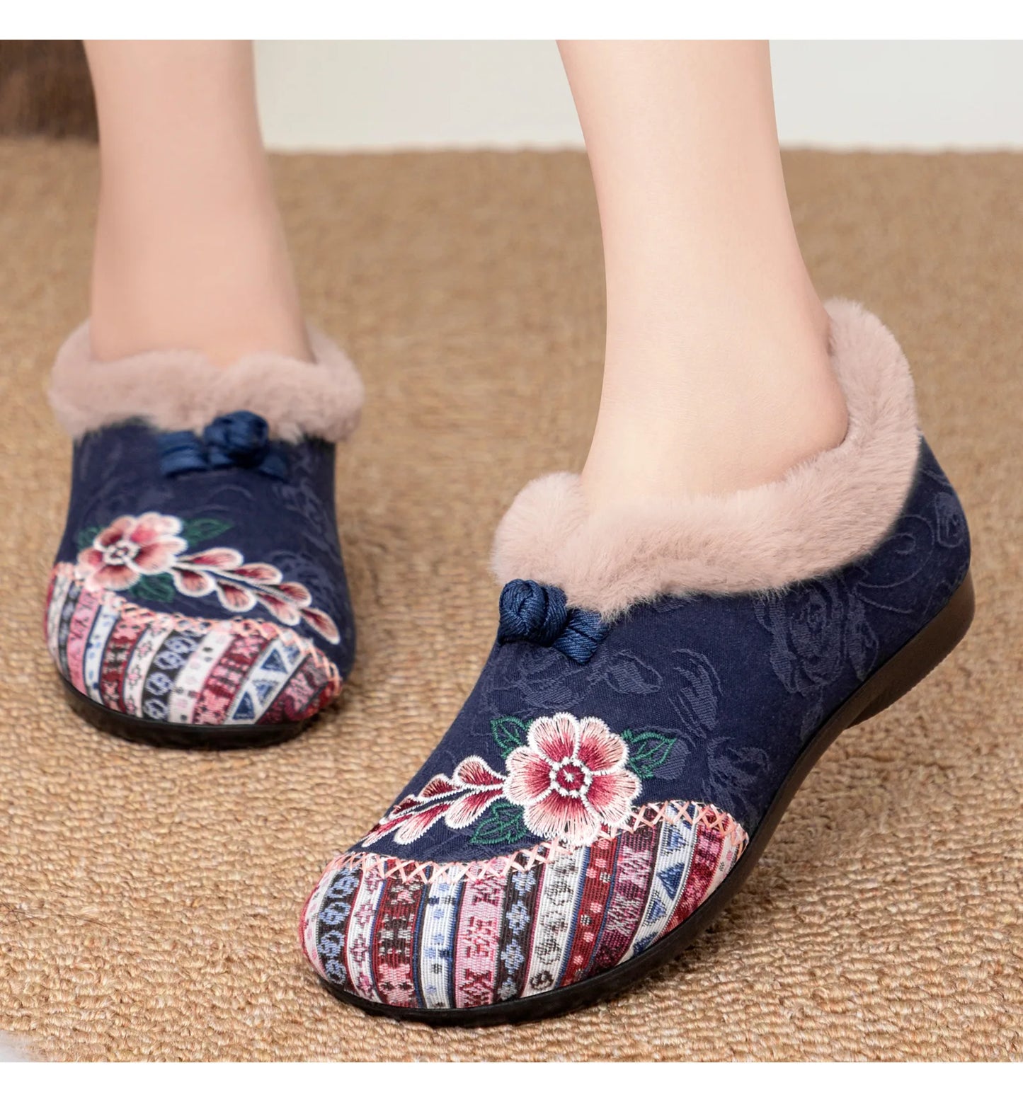Fashion Women's Shoes Zapatillas De Mujer Cotton Shoes Woman Botines Embroidered Snow Boots Women Botas Winter Warm Short Boots
