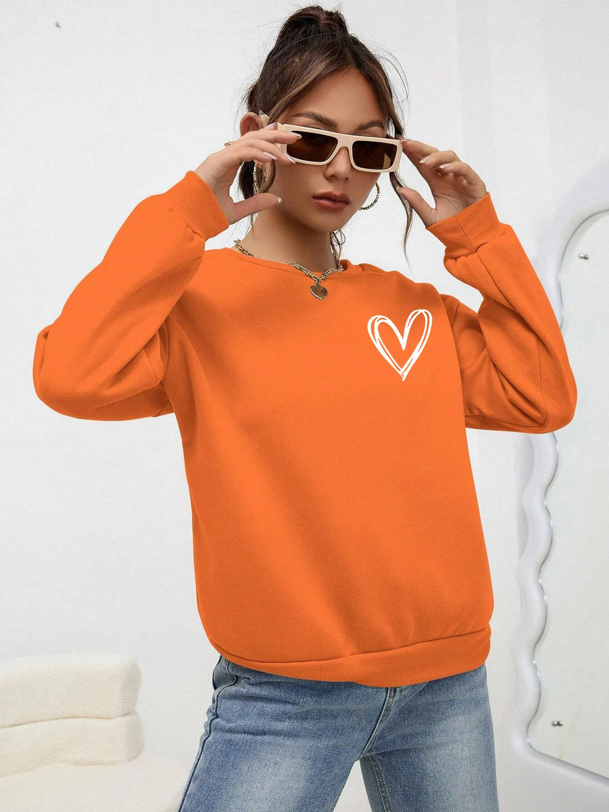 Simple Heart Pattern Printing Sweatshirts For Womens Casual Comfortable Crewneck Hoodies Loose Fleece Warm Sportswear Clothes
