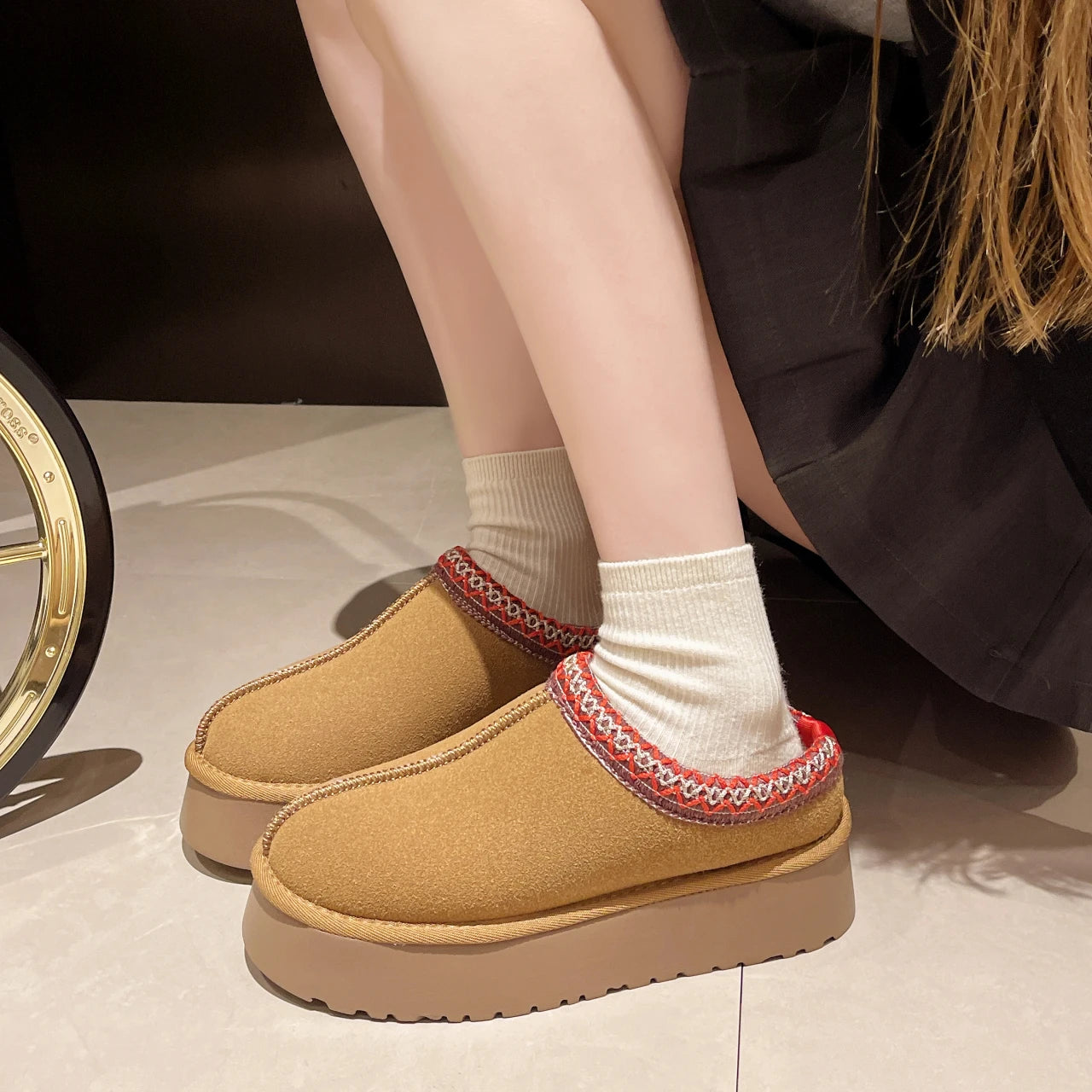 Snow Boots Women 2026 Winter New Short Cashmere Warm Thick-soled Shoes Without Heels Wool Half Slippers Women's Cotton Shoes