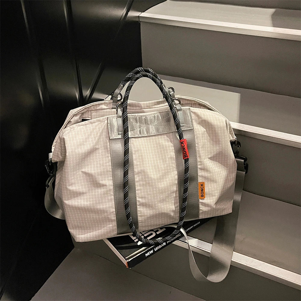 Geometric Design Travelling Shoulder Crossbody Gym Bags For Women Wet and Dry Separated Large Capacity Shopper Handbag For Sport