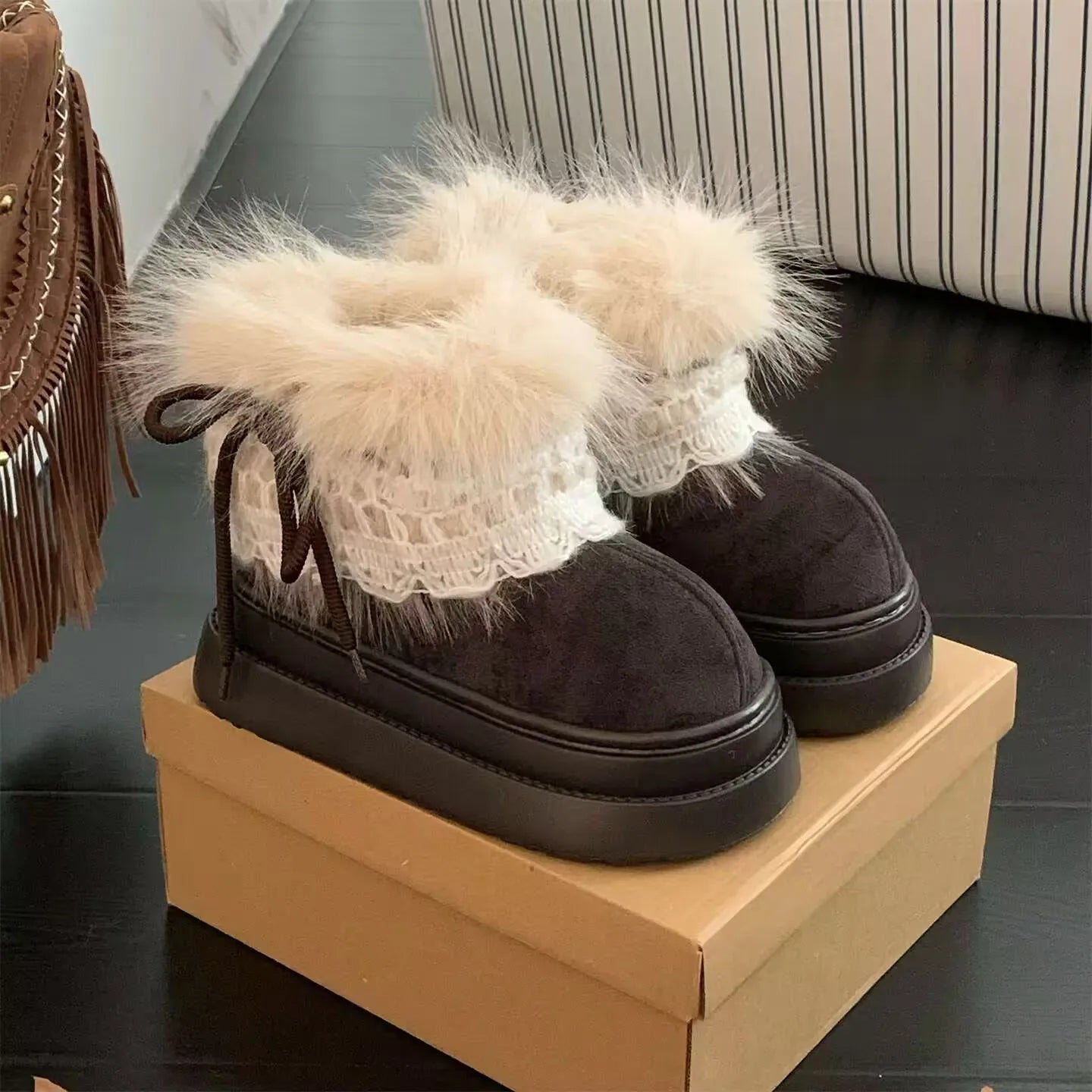 Korean Style Lace Snow Boots 2025 Winter Plush Warm Short Boots Girls Sweet Thick Bottom Casual Boots Students Cotton Shoes
