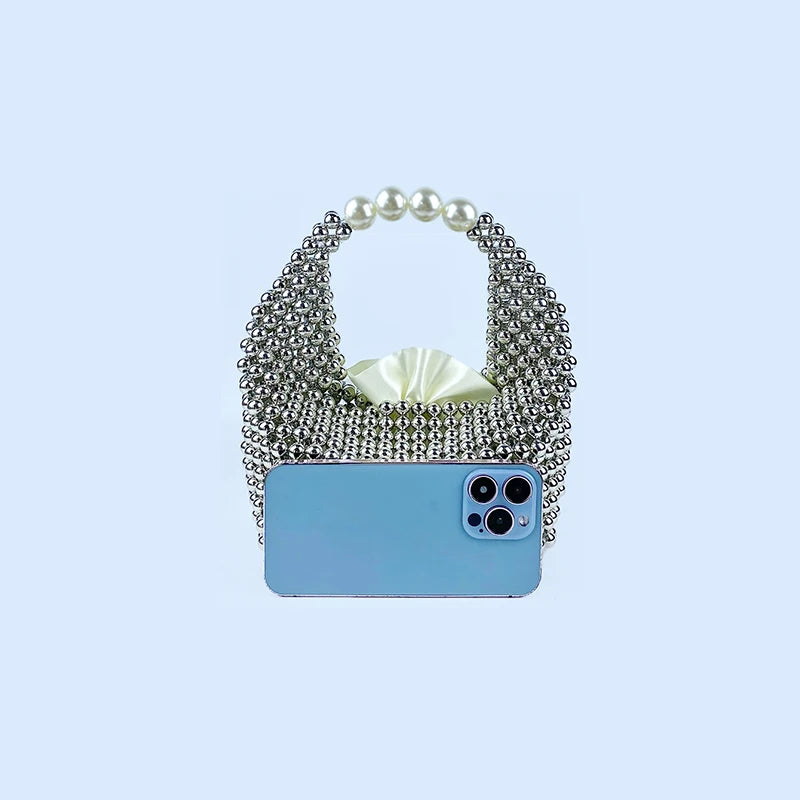European and American high-end texture handmade silver beaded pillow bag, banquet bag, fashionable and versatile