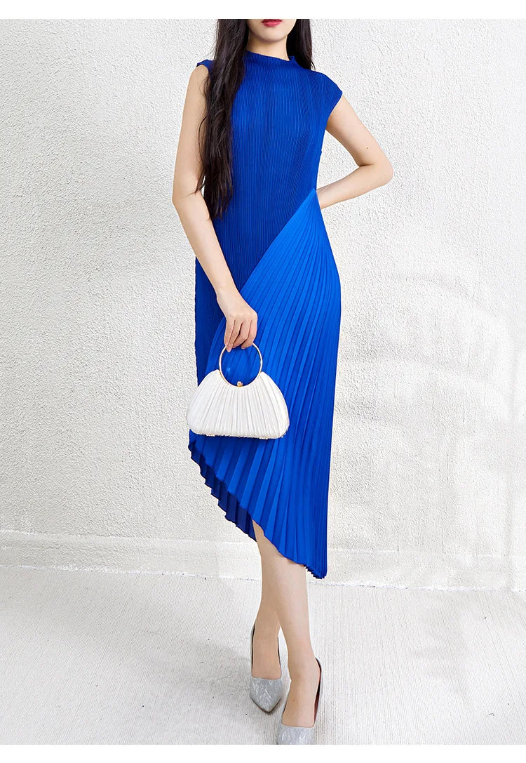 High-end women's summer dresses, sophisticated and stylish new styles, solid color, irregular patchwork, elegant evening gowns.