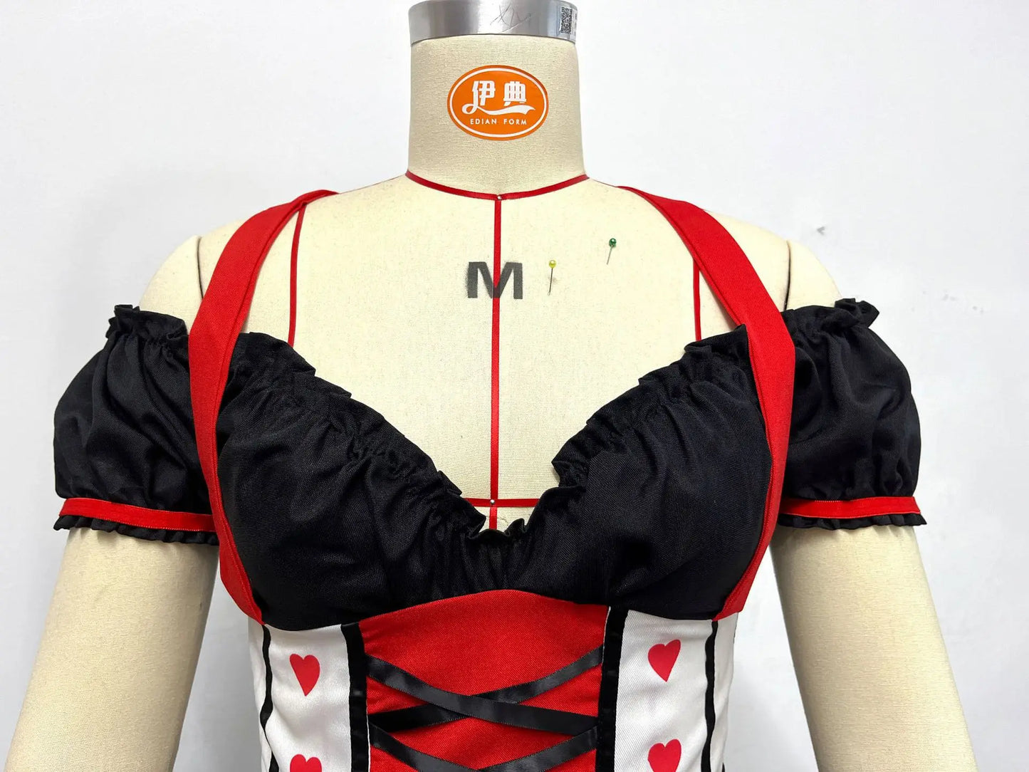 Adult Women Halloween Cosplay Red Heart Princess Queen of Hearts Alice in Wonderland Poker Queen Cosplay Masquerade Costumes