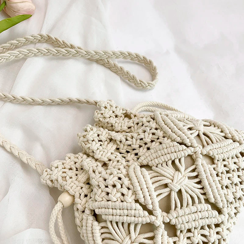 LEFTSIDE Weave Small Shoulder Bags for Women 2025 New Summer Knit Crossbody Bag Females Weave Raffia Beach Bags Handbags