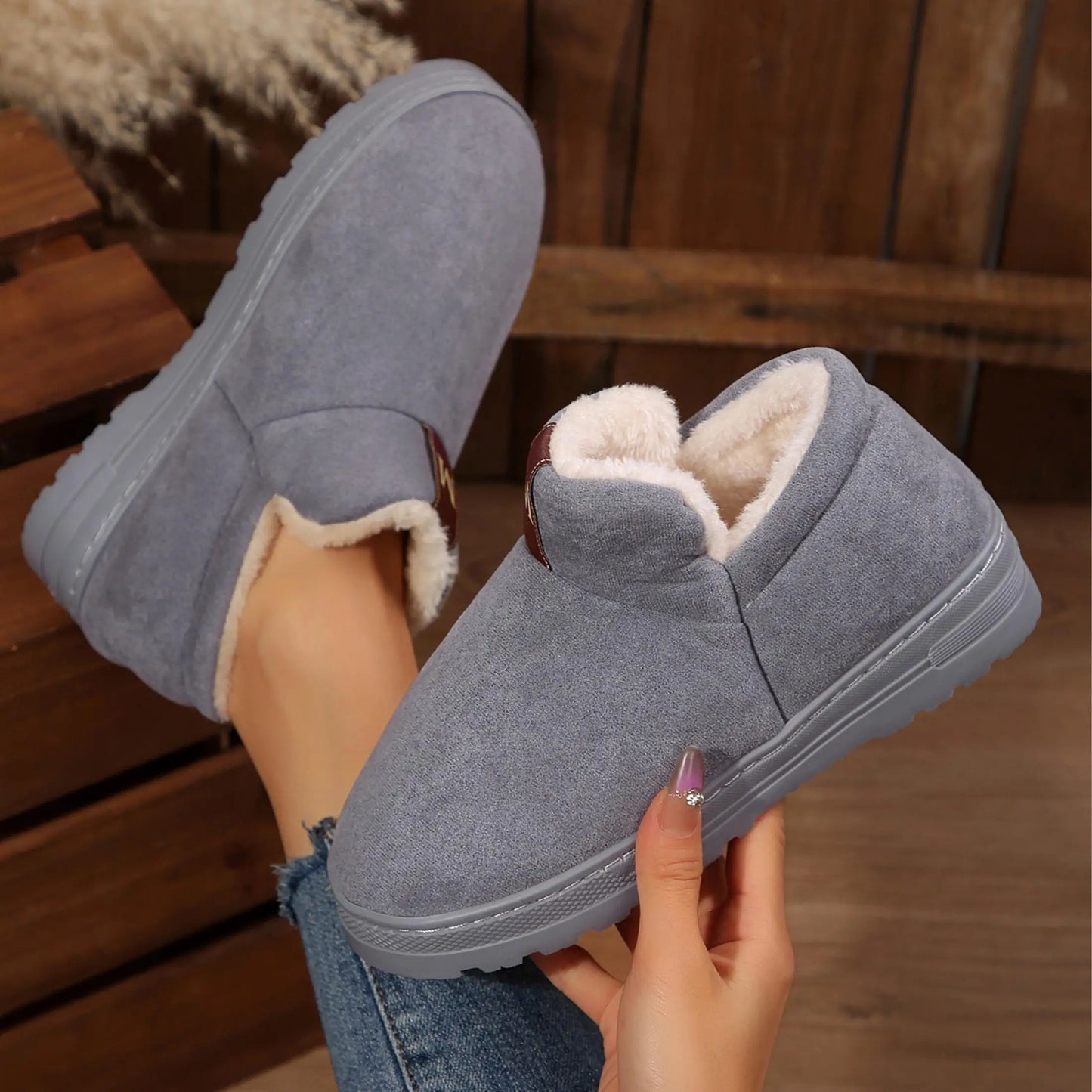 Women's Fleece-Lined Winter Slippers Lightweight Non-Slip Indoor Outdoor Shoes Winter Warm Mini Snow Boots