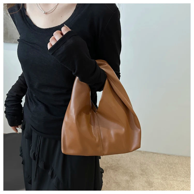 Elegant Folded Cloud Women's Handbag Trendy Minimalist PU Leather Tote Bag Soft Surface Magnetic Buckle Closure Casual Use
