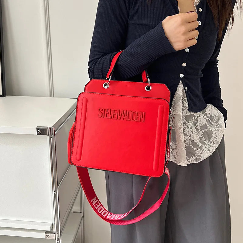 Trendy Commuter Women's Shoulder Bag Fashionable Letter Print Simple Urban Style PU Material Medium Size Zipper Opening Cross...
