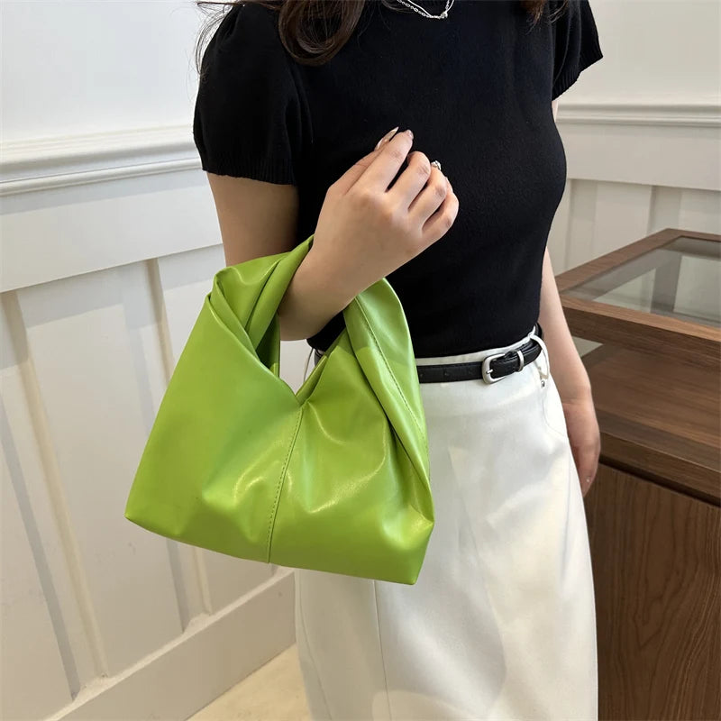 Elegant Folded Cloud Women's Handbag Trendy Minimalist PU Leather Tote Bag Soft Surface Magnetic Buckle Closure Casual Use