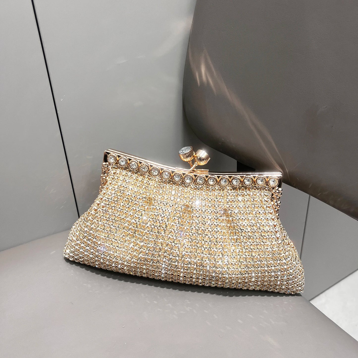 Handle Rhinestones Evening clutch Bag Purses and handbag luxury Designer shiny Crystal Clutch purse bucket bag shoulder bags
