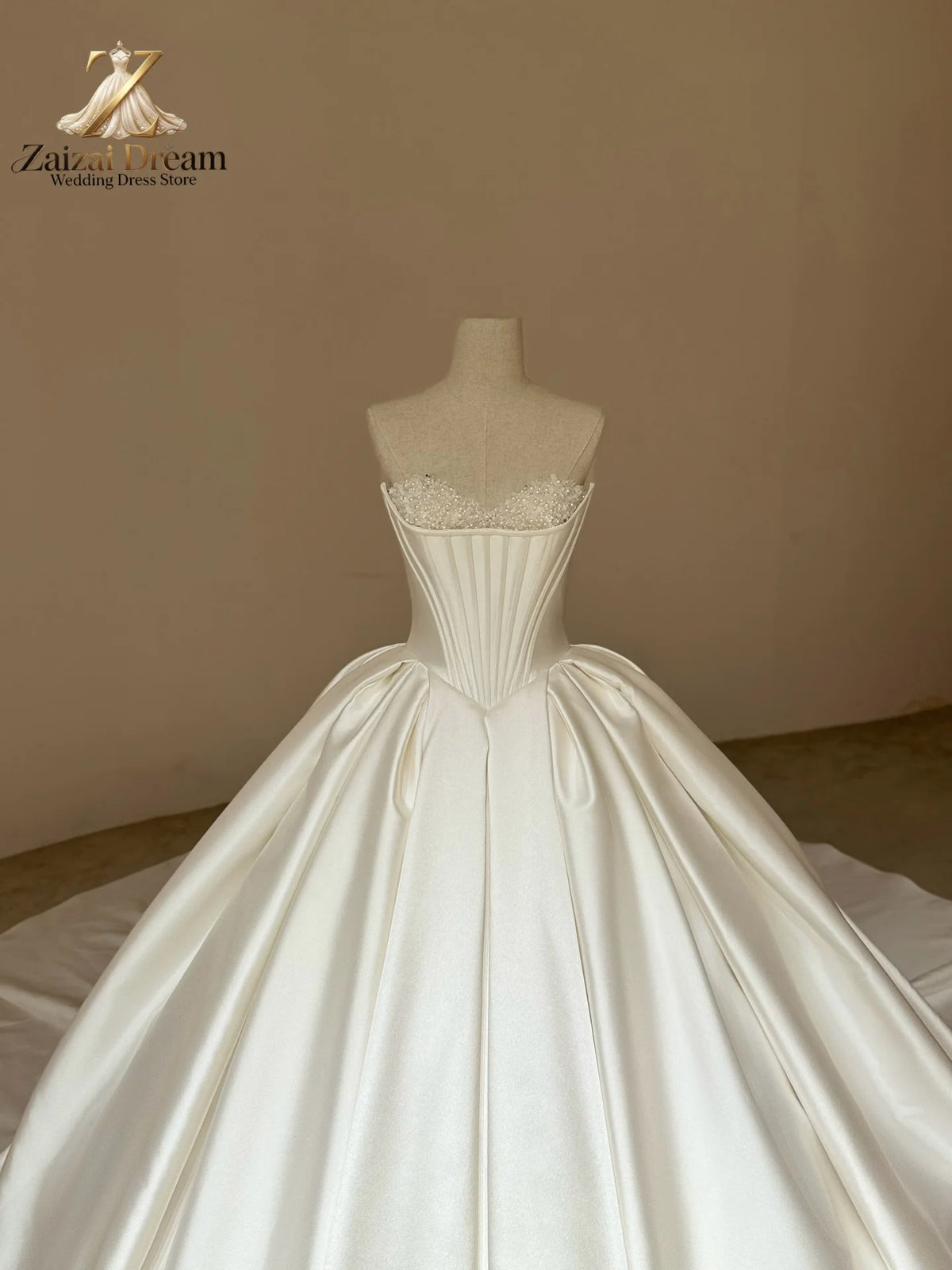 Customized Luxury Long Sleeve Wedding Dress Sparkle Lace Ball Gown Bridal Gown High Neck Beaded Wedding Dress Vestido De Novia