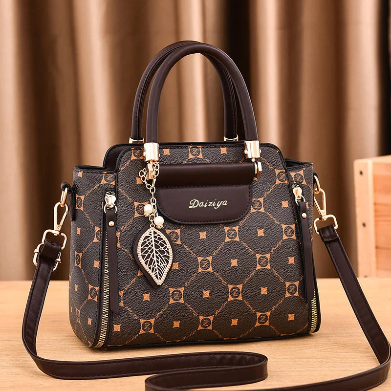 Fashionable Printed Women'S Handbag New High-Capacity Shoulder Bag Classic Retro Diagonal Cross Bag Urban Commuting Tote Bag