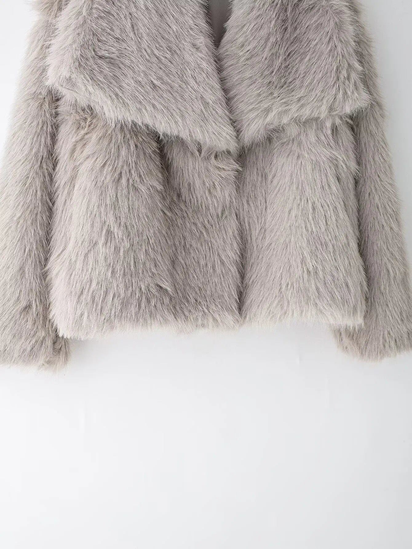 HH 2025 Winter Coats For Women New Artificial Fur Effect Loose Cropped Coat Female Versatile Streetwear Women's Cardigan