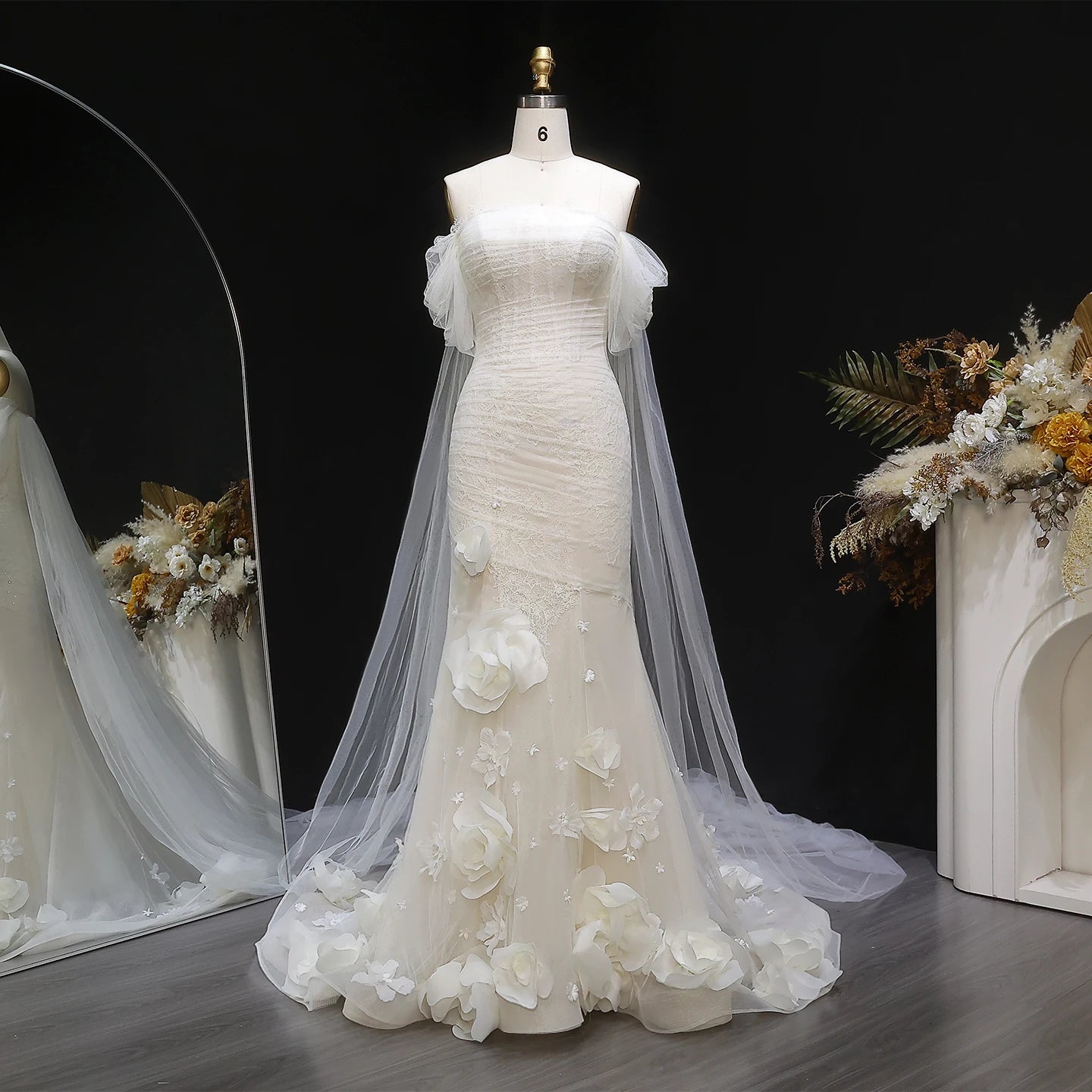 Sheer Fairy Women' s Elegant Wedding Dresses Off-Shoulder Draped 3D Floral Bridal Gowns Strapless Ruched Tulle SW653 Customized