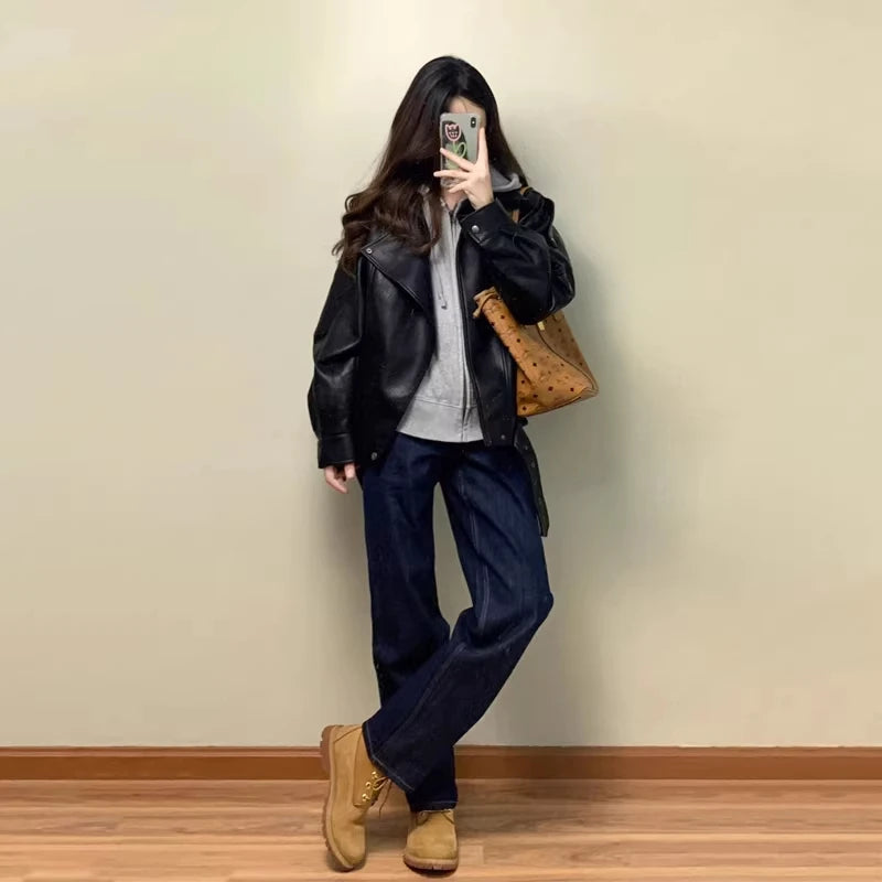 Black Leather Jacket Women's Loose Motorcycle Style Coat Flip Collar Short Size Small Autumn Winter New Arrival Fashion Trend