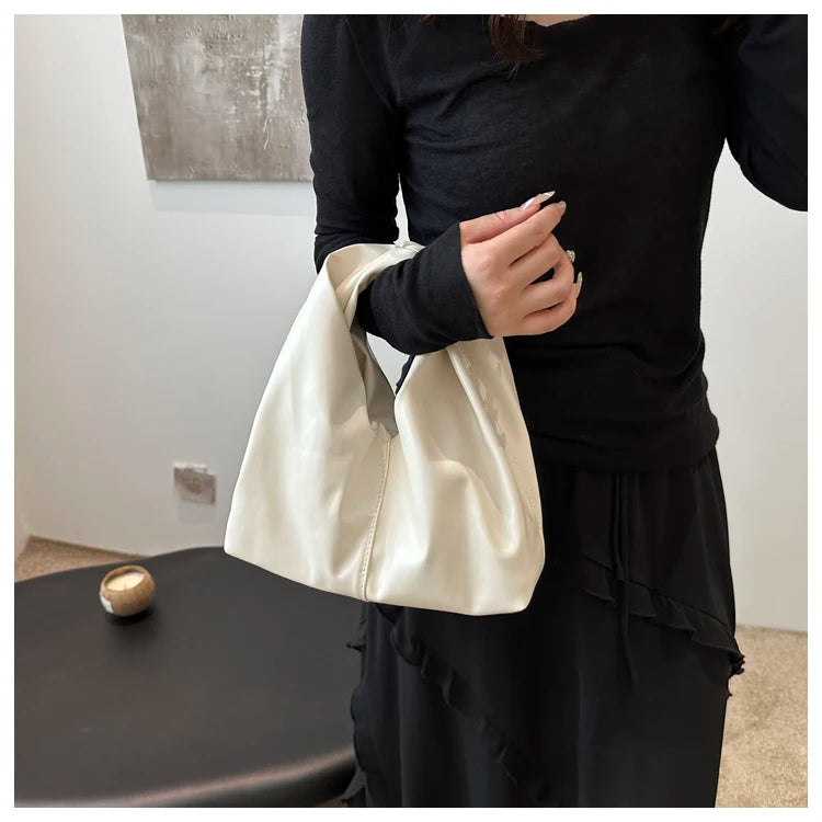 Elegant Folded Cloud Women's Handbag Trendy Minimalist PU Leather Tote Bag Soft Surface Magnetic Buckle Closure Casual Use