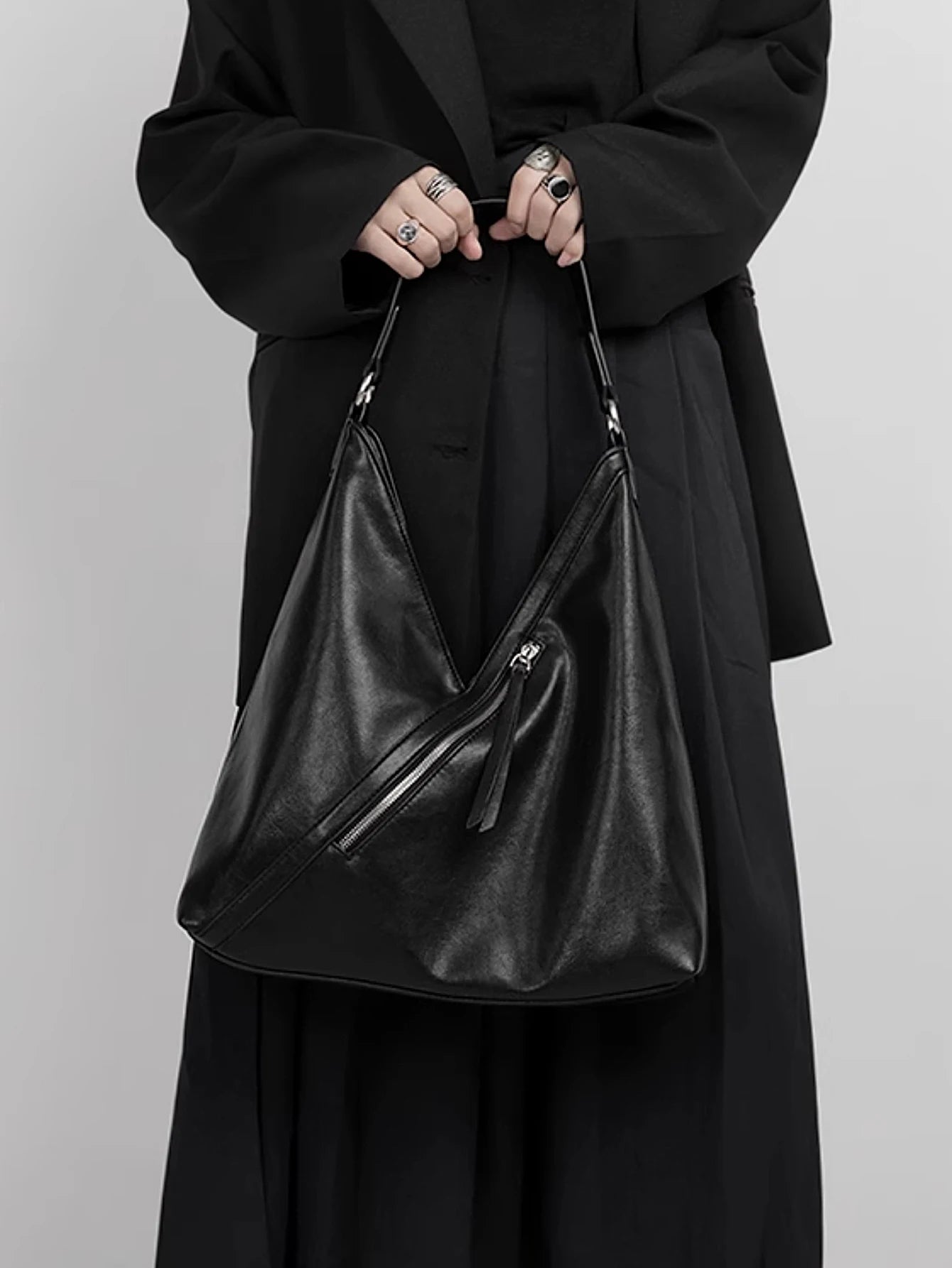 Classic Women's Large Black Shoulder Bag Fashionable High Quality Crossbody Bag Casual Soft Leather Handbag Lazy Retro Tote Bag