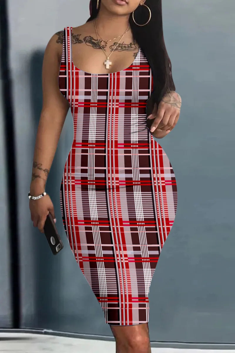 Платье Женское Plus Size Summer Women's Dress Large Size Contrast Heart Print U-Neck Sleeveless Casual Bodycon Mini Dresses