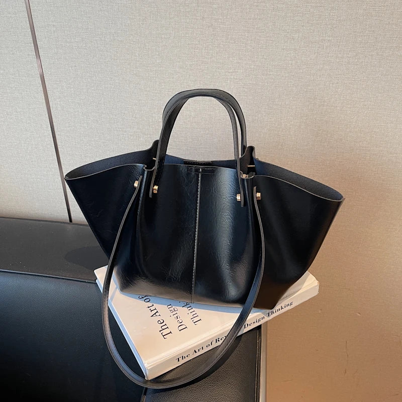 Transformable Shoulder Tote Bags For Women 2025 Latest Luxury Designer Handbags Soft PU Leather Large Capacity Shopper Tote Bag