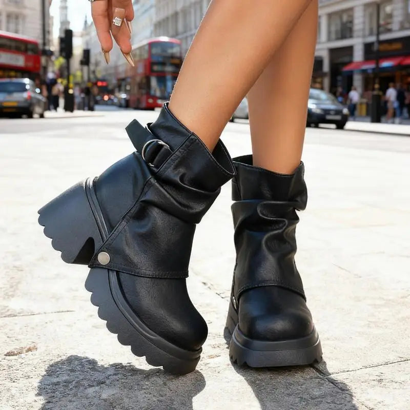 Gothic Chunky Platform Black Ankle Boots Women 2025 Autumn Punk Metal Belt Buckle Thick Bottom Short Boots Woman's Y2K Shoes 43