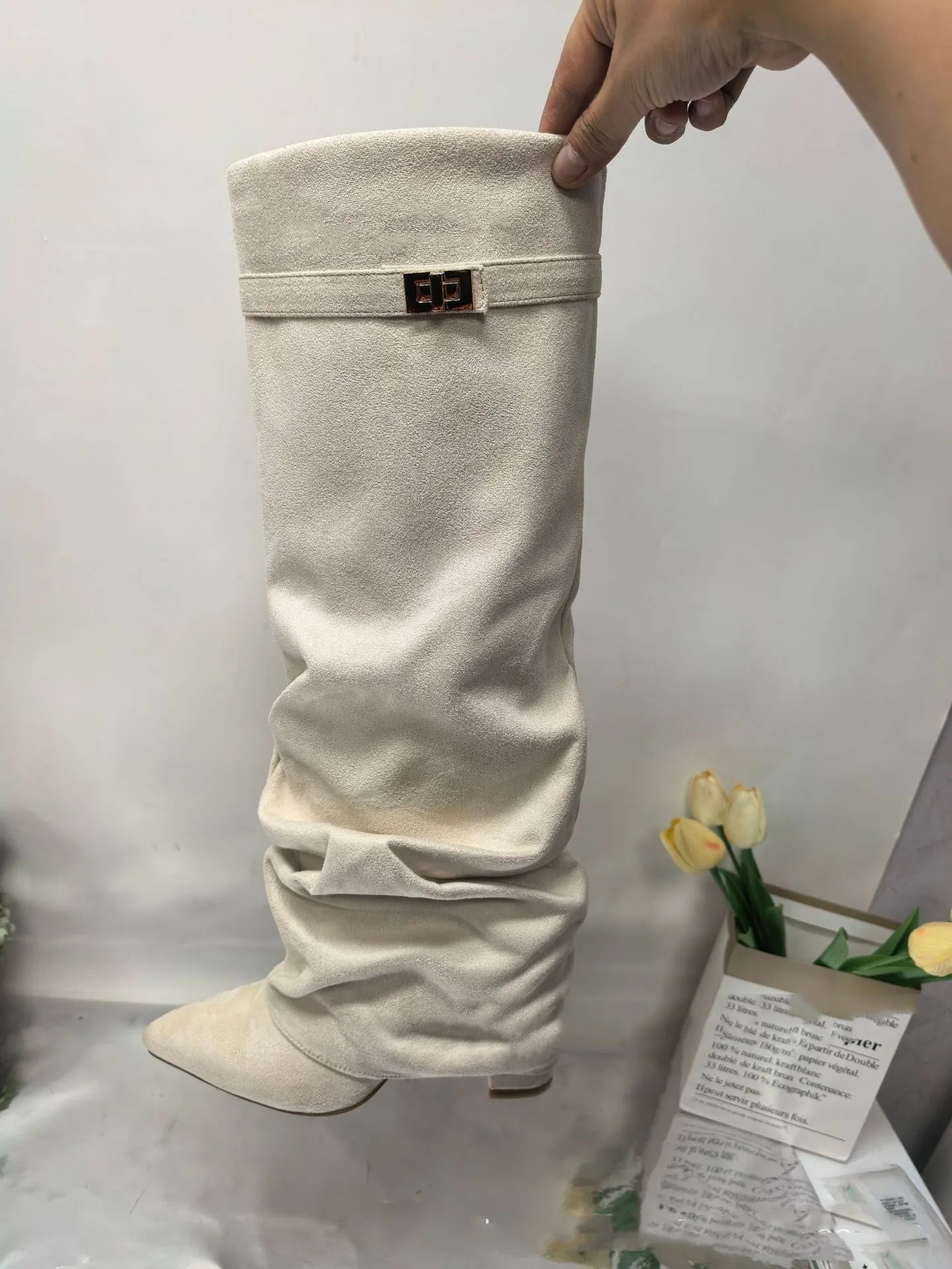 Autumn and Winter New Pointed Metal Buckle Knee High Women's Boots, Thick High-heeled Pants Boots, Fashionable Mid Leg Boots