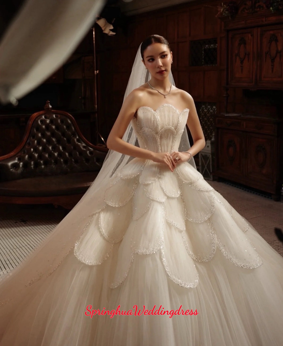 Customized Luxury Glittery Ball Gown Strapless Sweetheart wedding Dresses Sparkly evening dress Vestidos De Novia