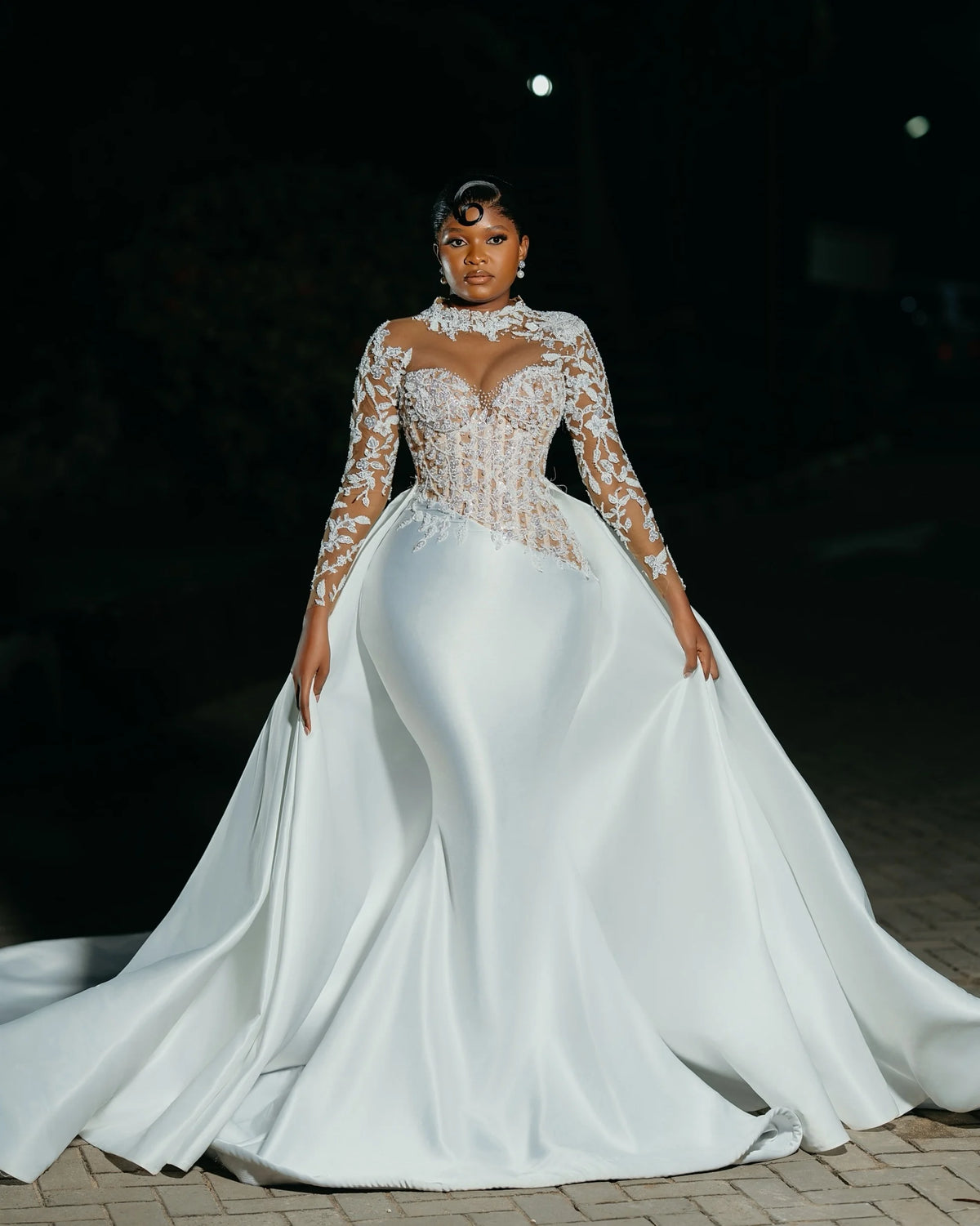 Luxury Mermaid Wedding Dress For Black Women Customized Long Sleeve Lace Beaded Corset Bridal Gown Detachable Satin Wedding Robe