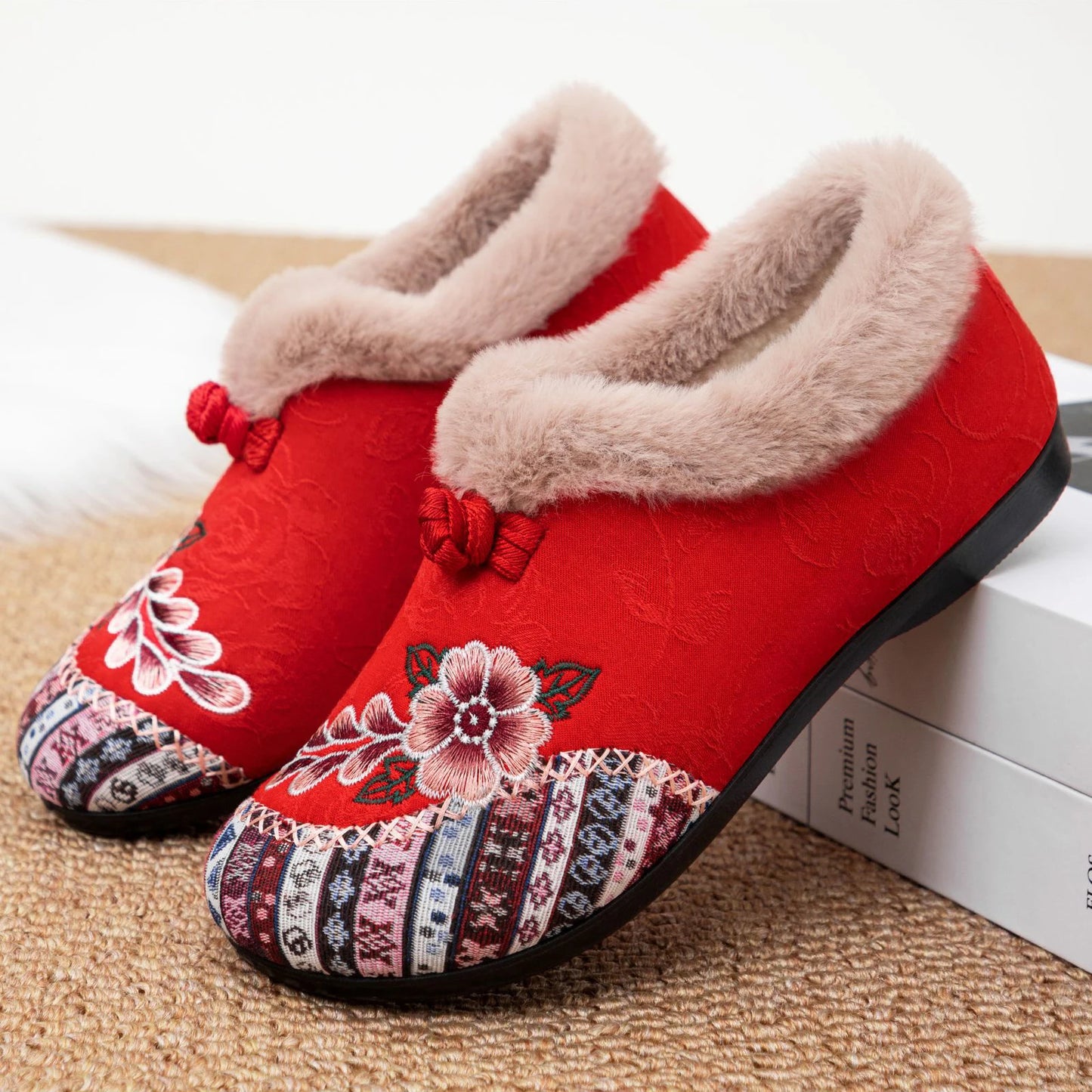 Fashion Women's Shoes Zapatillas De Mujer Cotton Shoes Woman Botines Embroidered Snow Boots Women Botas Winter Warm Short Boots