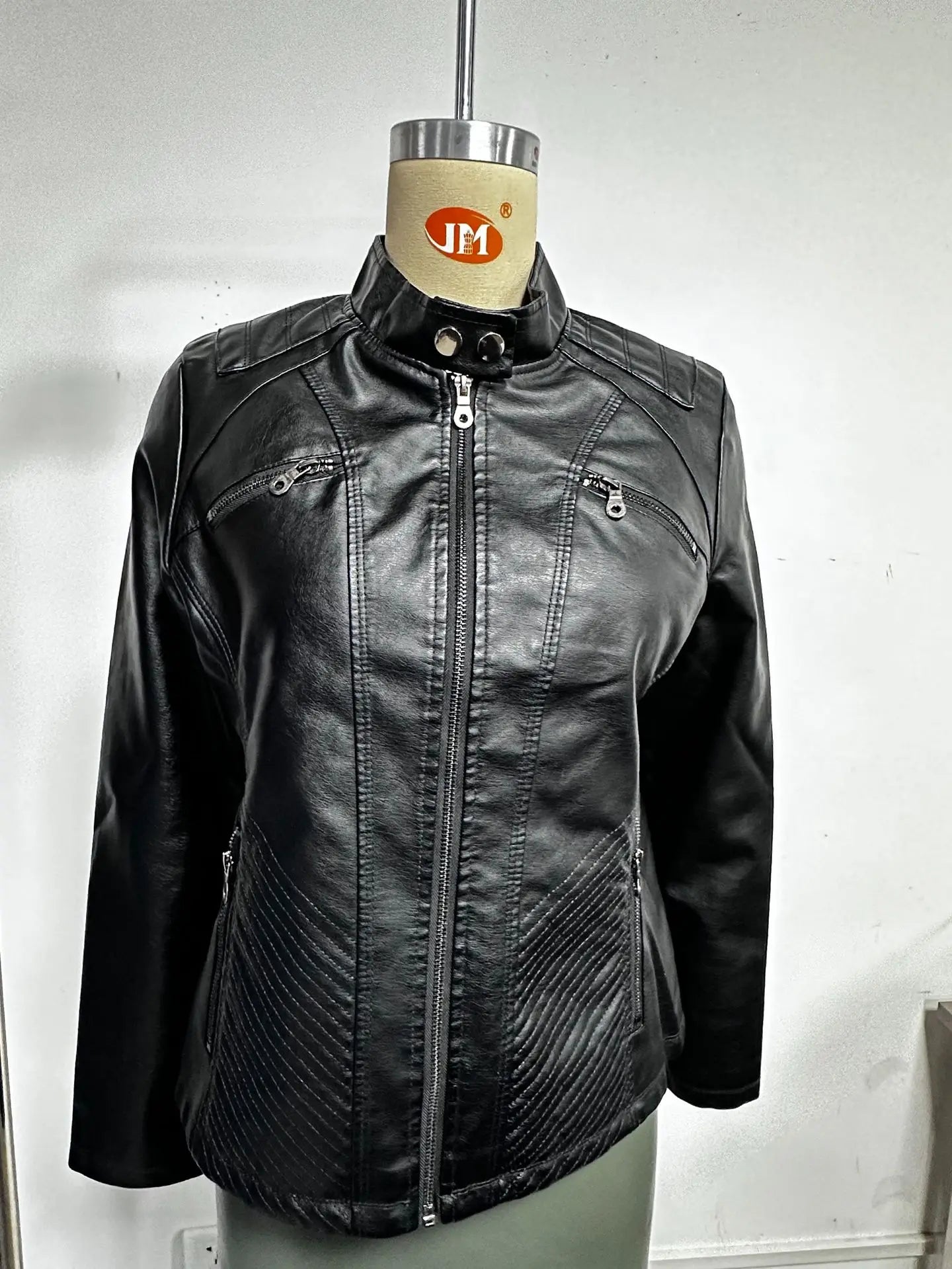 Ladies casual stand-up collar jacket Slim models women's spring and autumn solid color women's leather jacket