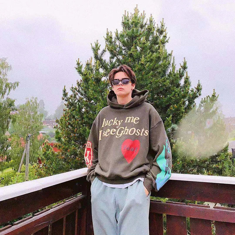 Harajuku Weirdo Graffiti Letter Printed Hoodies Men 2025 Lucky Me I See Ghosts Mens Hooded Sweatshirt Fleece Pullover Streetwear