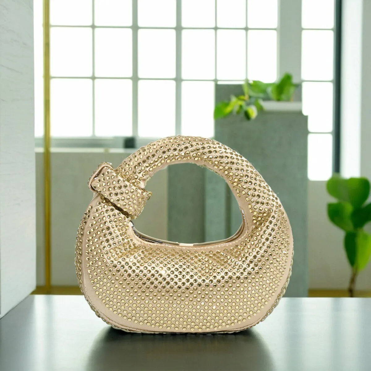 Full Diamond Dumpling Bag Women's Socialite Dinner Clutches Ladies Sparkling Rhinestone Evening Handbag Mini Banquet Party Purse