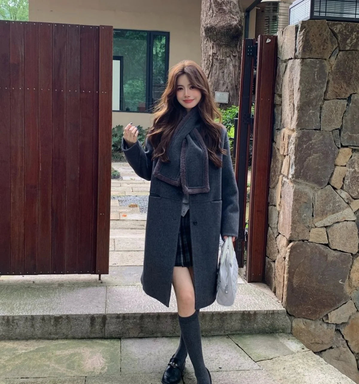 Autumn and winter hot fashion round neck scarves, medium to long styles, small women's double-sided wool coats with temperament,