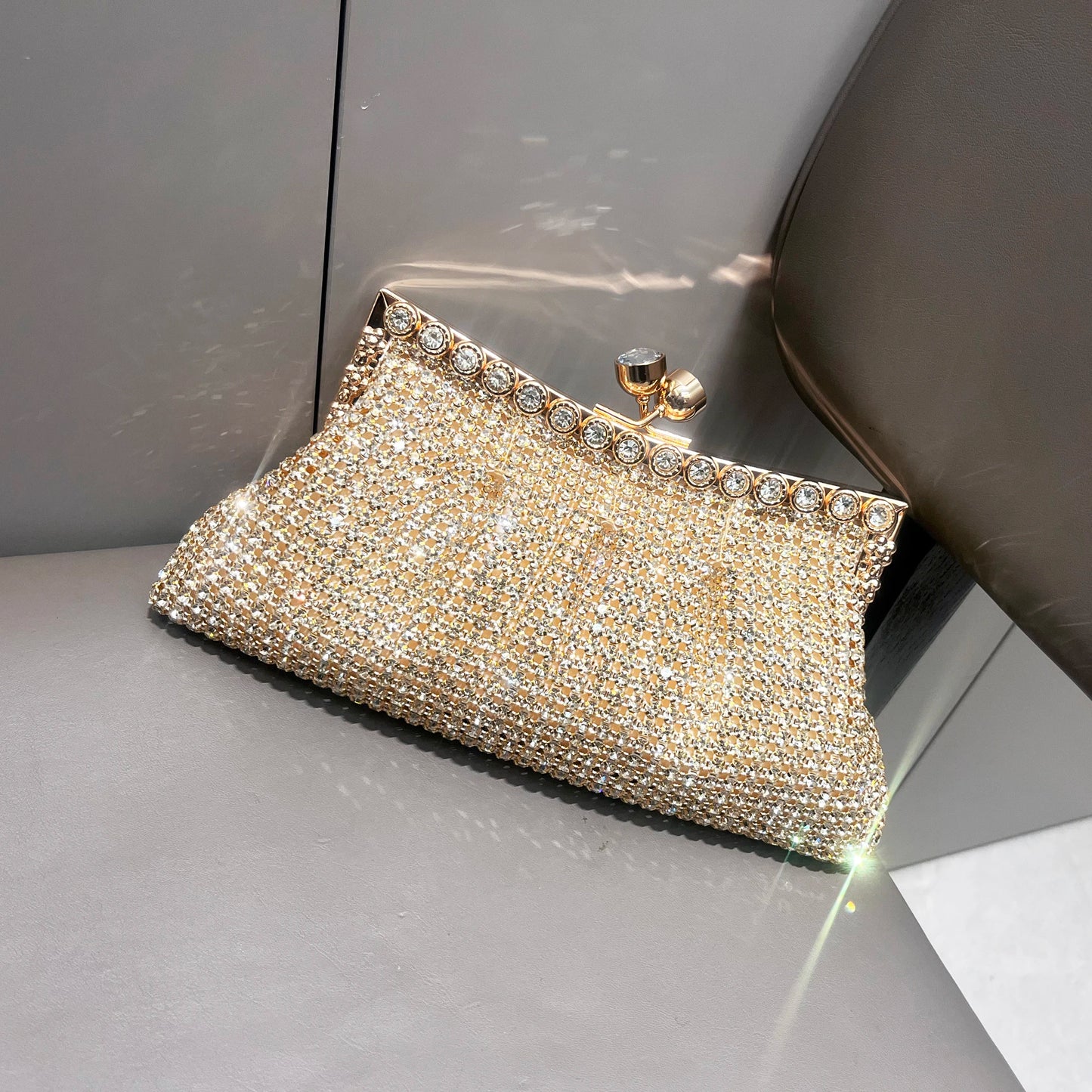 Handle Rhinestones Evening clutch Bag Purses and handbag luxury Designer shiny Crystal Clutch purse bucket bag shoulder bags