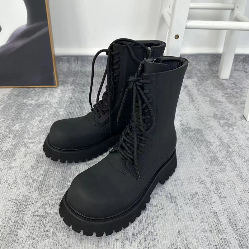Black 2023 new style British style large toe short boots for men and women, thick-soled Chelsea boots, fashionable and comfortab