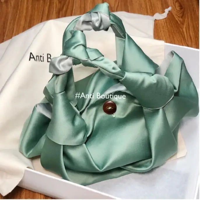 Cloud-wrapped Soft Leather Madame Silk satin Bag Single Shoulder Slant Dumpling Bag Handbag Day Clutches Bags 2020 purse