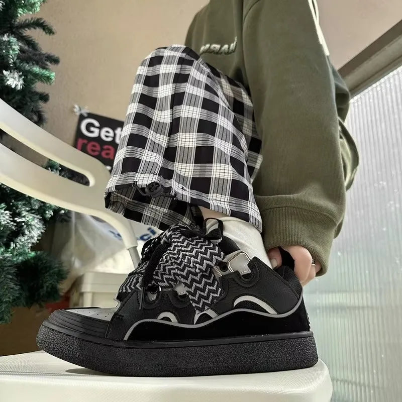 Black White Mixed Colors Couple Casual Sneakers Novelly Reflective Thick Sole Lace-Up Walking Shoes Breathable Women Men Shoes