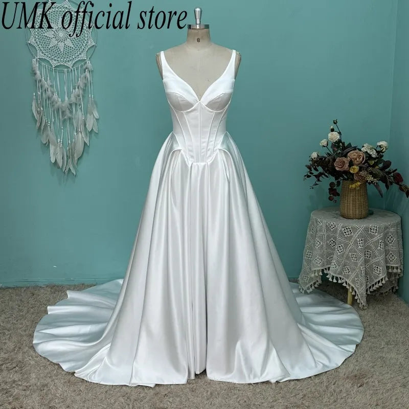 UMK Luxury Satin A Line Wedding Dress Sexy V Neck Sleeveless Spaghetti Straps Modern Bridal Dresses customized