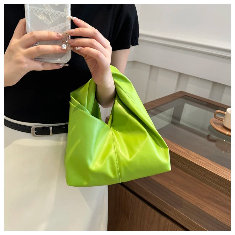 Elegant Folded Cloud Women's Handbag Trendy Minimalist PU Leather Tote Bag Soft Surface Magnetic Buckle Closure Casual Use