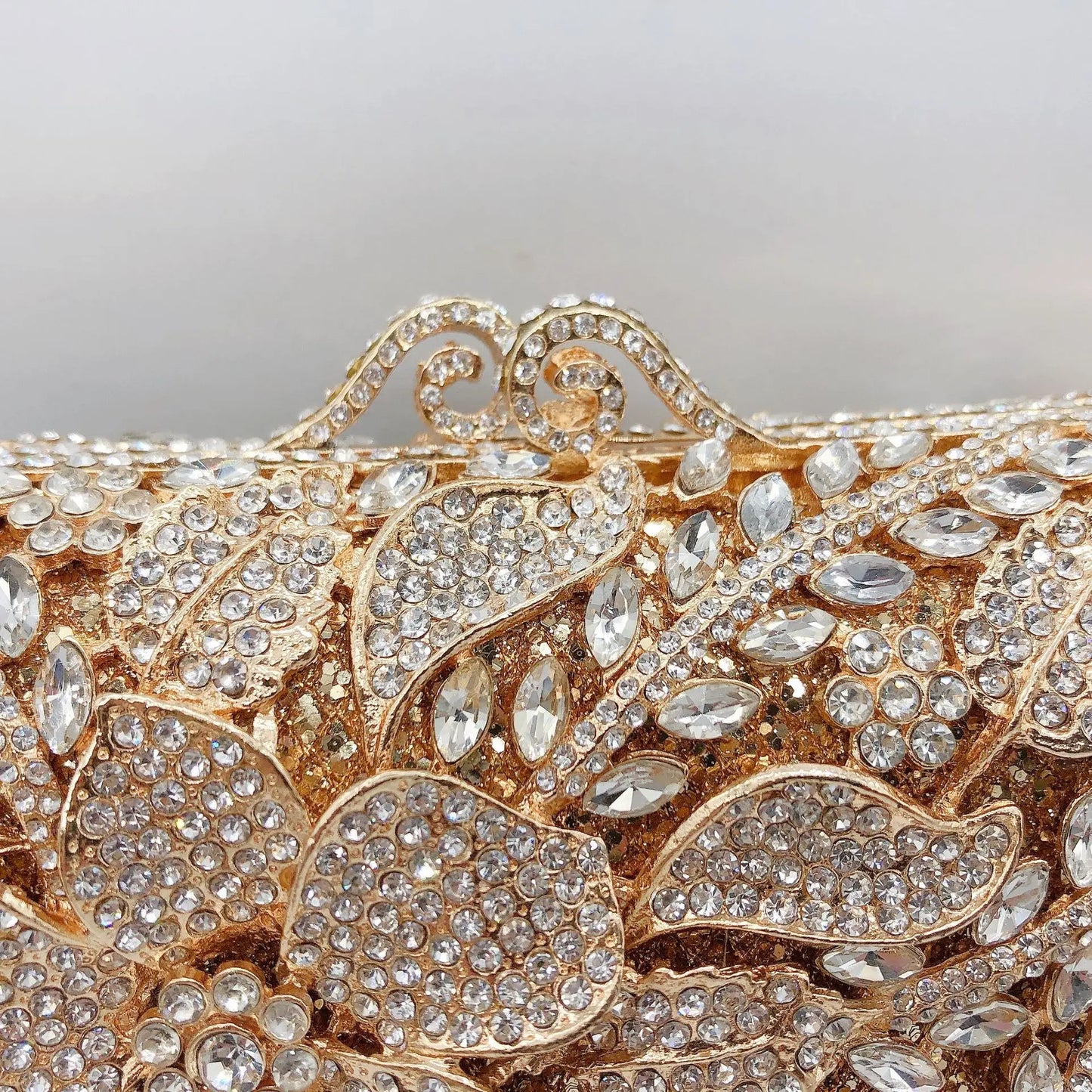 XIYUAN Evening Bags Gold/Silver Chain Shoulder Bags for Women Handbags Stones Day Clutches Diamonds Metal Ladies Clutch Handbags