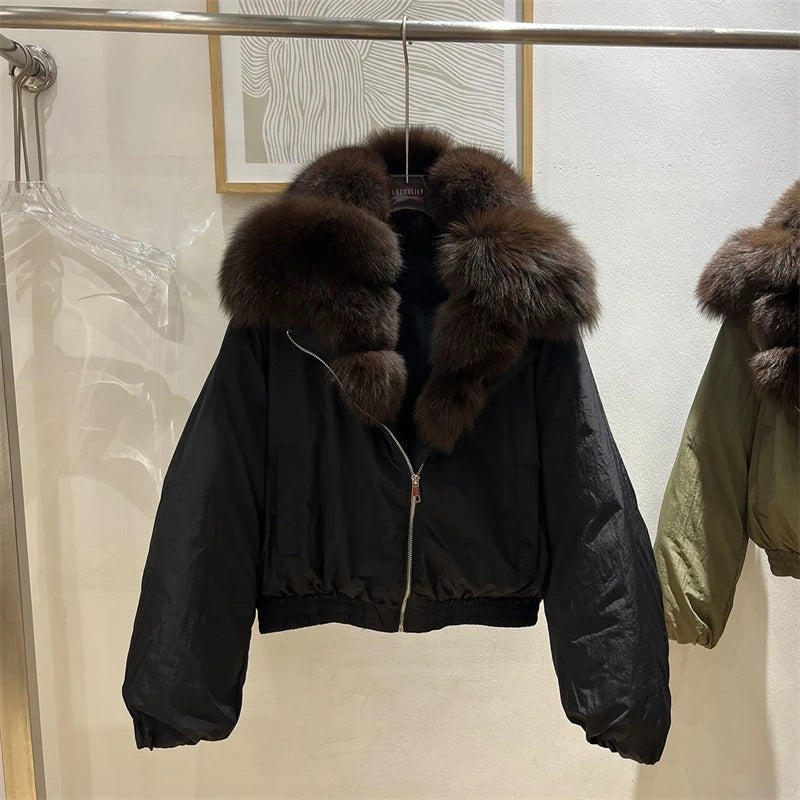 New winter style short down jacket with fox fur collar, high-quality fashion suede jacket, loose fit, thick and warm fur coat.