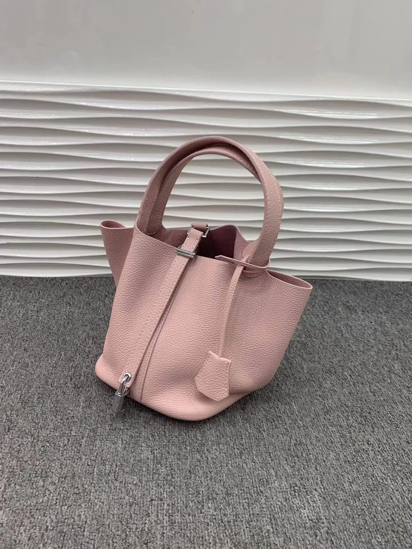 Fashion Classic Womens Bucket Bags Leather Lady Hand Bags High Quality Genuine Leather Luxury Ladies Top Handle Handbags