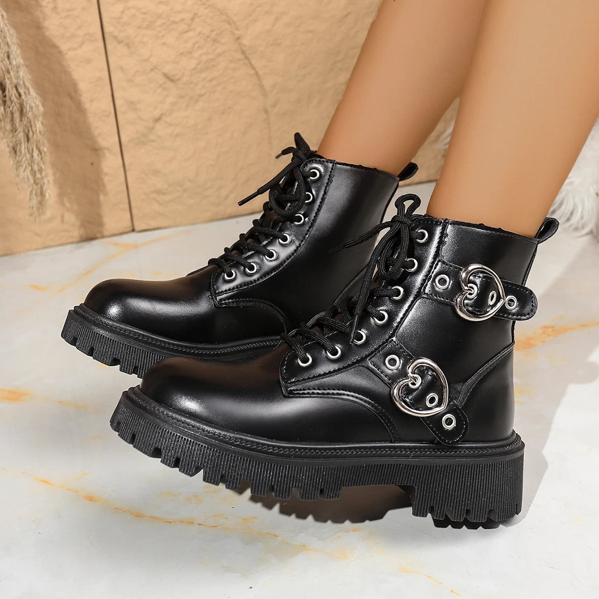 Winter Hot Selling Round Toe Square Heel Elegant Short Boots Fashionable New Style Comfortable and Casual Riding Boots for Women