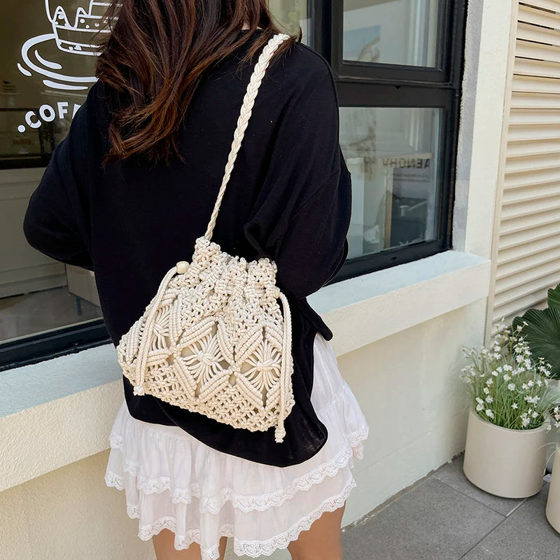 LEFTSIDE Weave Small Shoulder Bags for Women 2025 New Summer Knit Crossbody Bag Females Weave Raffia Beach Bags Handbags